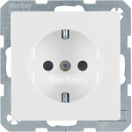 Розетка Berker с ж/к, зах.контактов, 16А/250В, пол. белизна, Q.х