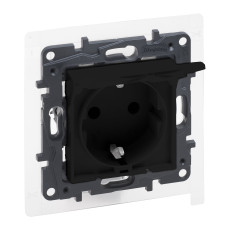 Розетка Legrand Niloe Step силова з кришкою с заземл. IP44 16А 250 В чорний