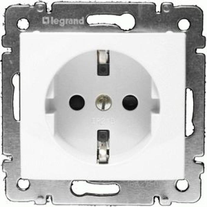 Розетка Legrand Valena DIY з заземленням з шторками білий