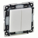 Вимикач Legrand Valena Life 2-клавішний IP44 білий