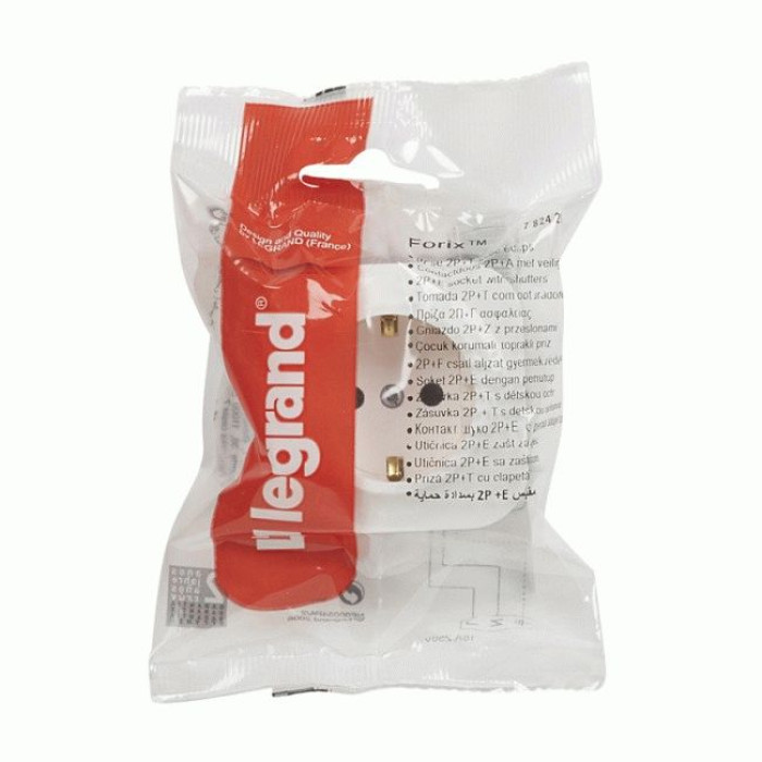 Розетка 2К+З Legrand Forix белая