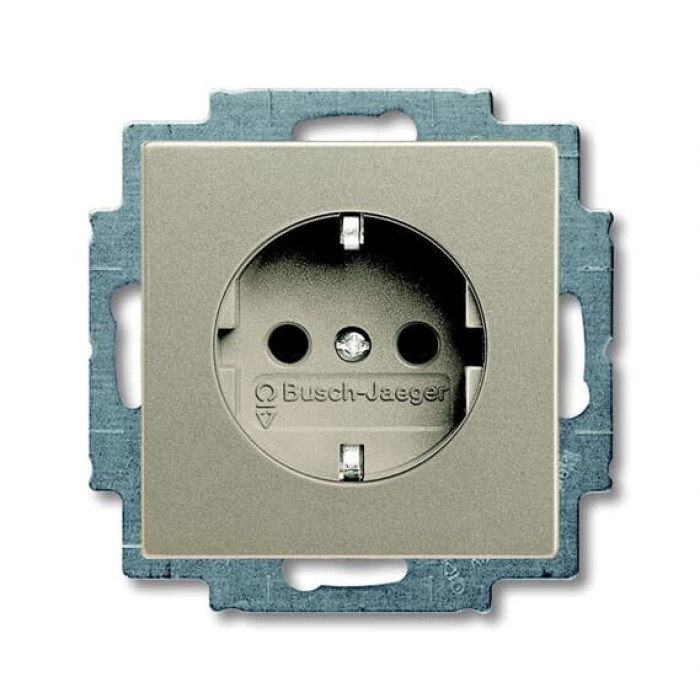 Розетка ABB Basic 55 2CKA002013A5337 20 EUCKS-93-507 із заземленням та зі шторками (шампань)