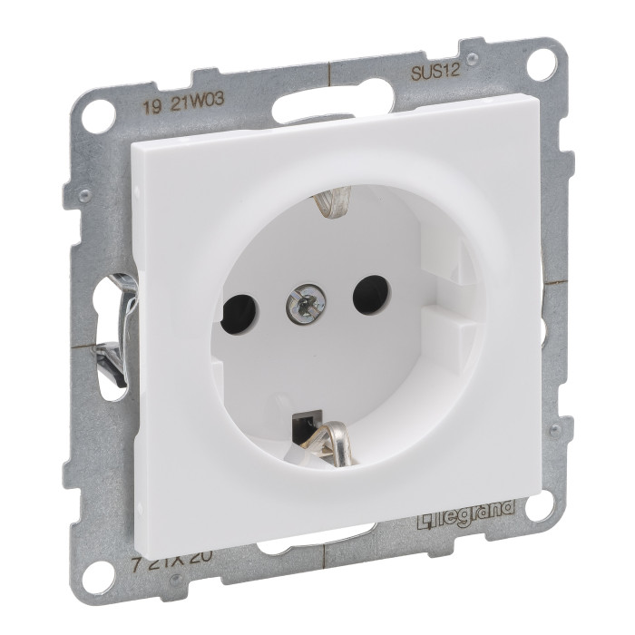 Розетка 2К+З 16А/250В со шторками Legrand SUNO белый